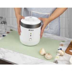 Kitchen Art Mini Mini Electric Rice Cooker White For 1~2 person  KRC-1004 220v