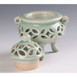 Korea traditional Celadon Porcelain Censer,Ceramic Incense Plate – Green