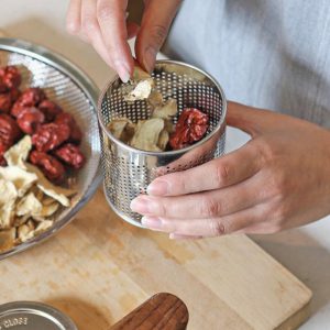 Stainless Anchovy Container ,Meat broth Kelp Infuser Filter Mesh 6.5″x6.8″( 16.7 x 17.5cm)