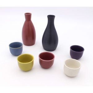 Korean Soju Shot,Refined Rice Wine Sake Glass Set –Traditional 5 Piece of Ceramic Pottery Cup & Traditional 2pcs of Liquor Bottle for Whiskey Sake Vodka Alcohol Liquor, Present Party Decoration